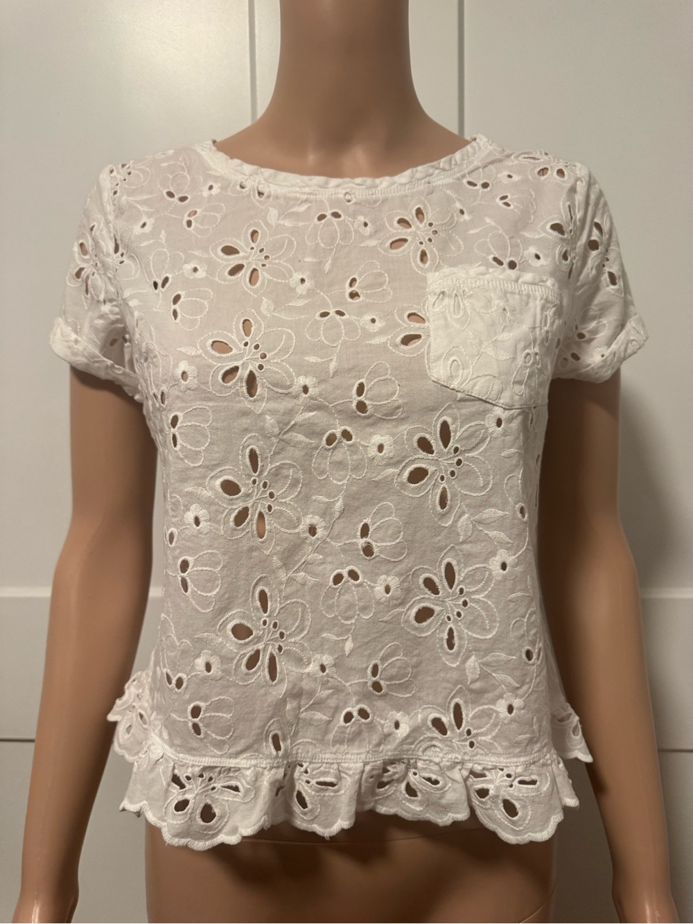 Hollister White Eyelet Ruffle Short Sleeves Crop Cotton Top Shirt XS X-Small